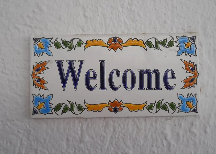 Yvonni Апартаменты *